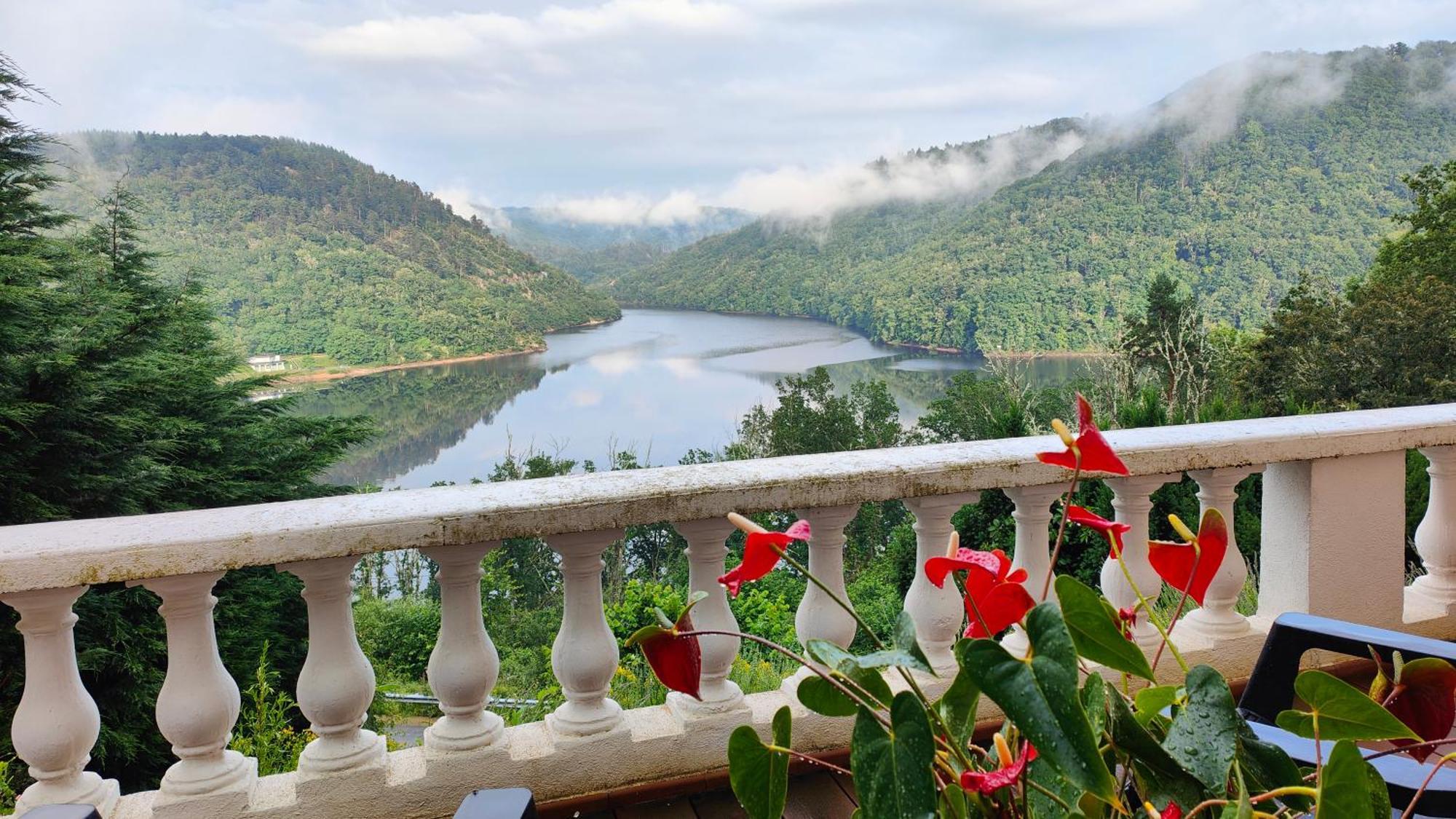 Ma Villa Au Bord De L'Eau Miremont  Exteriér fotografie