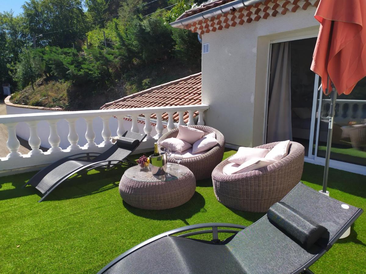 Ma Villa Au Bord De L'Eau Miremont  Exteriér fotografie